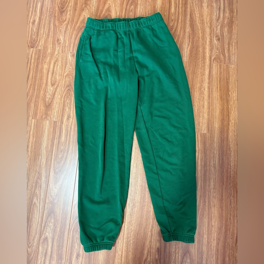 Green TNA sweat pants